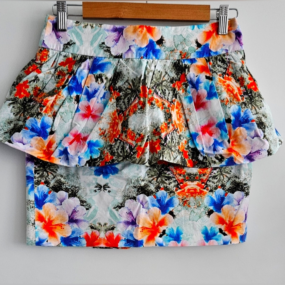 Tanya Taylor Multicolor Floral Skirt (SIZE 4)